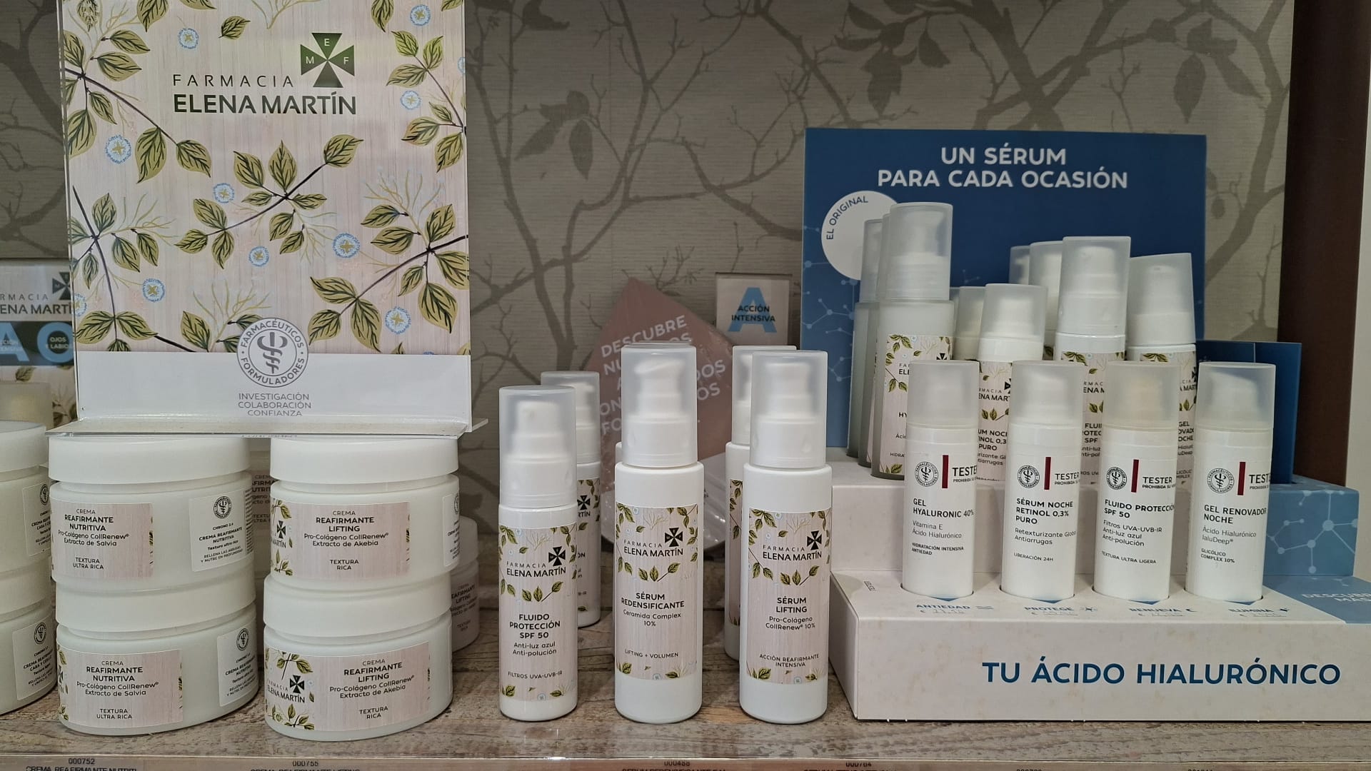 Línea propia Farmacia Elena Martín